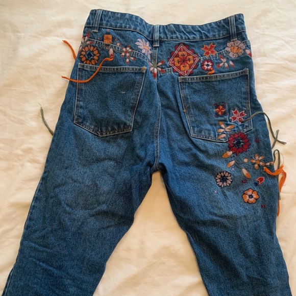 Embroidered pants from ASOS - Picture 2 of 4